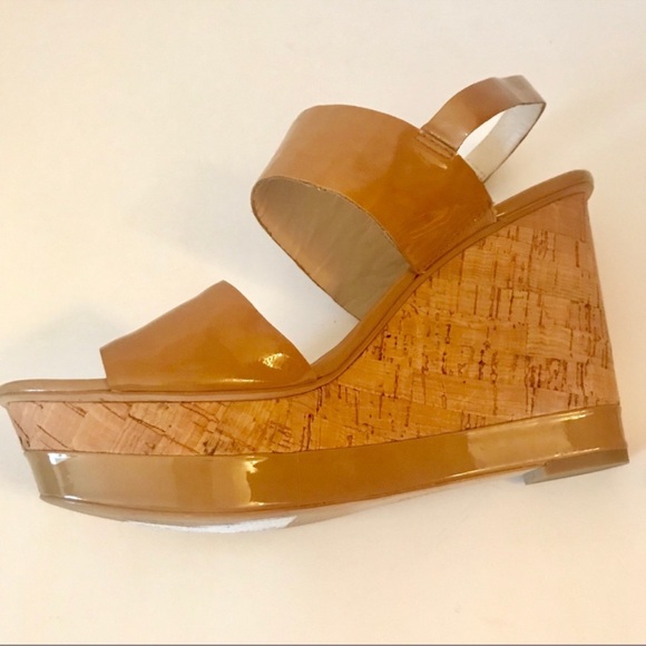 New Franco Sarto Genuine Leather Patent Wedge Sandal Colour Neutral Tan Size 10 - Picture 4 of 5